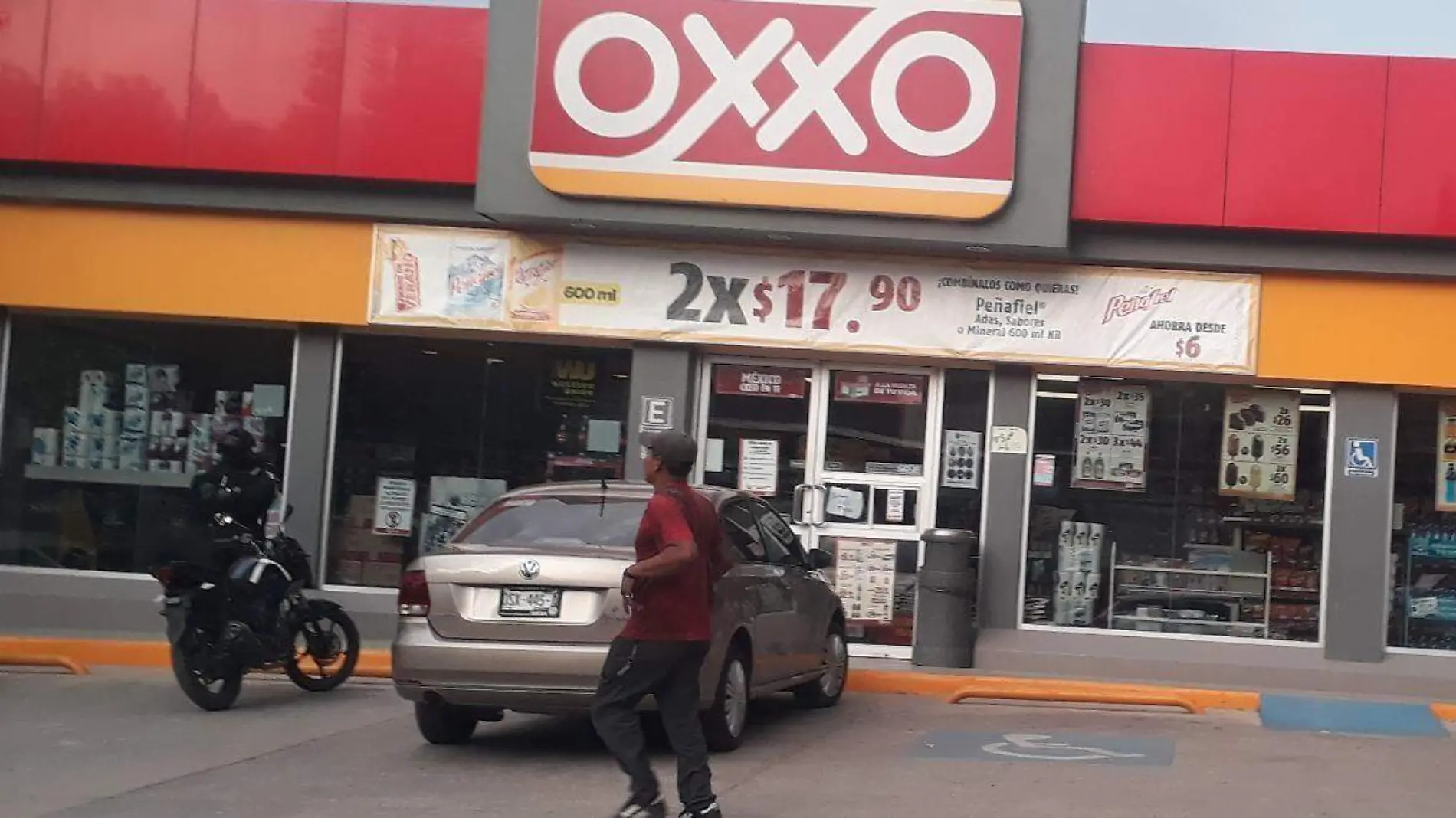 asalto en tienda de conveniencia